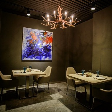AMBER 琥珀餐厅——匠人精神，始终秉怀一颗琥珀之心-#  后奢华风格是Art#Deco的延续#是对现代西方奢华风格的演绎。#5714.jpg