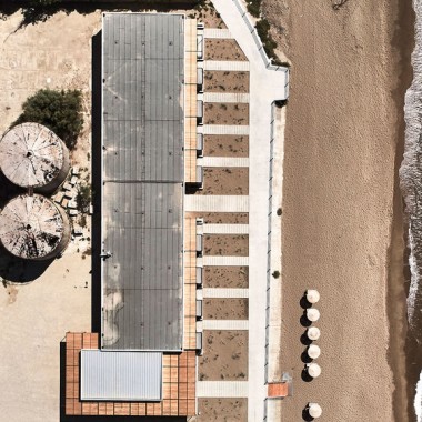 位于希腊库鲁塔的DEXAMENES海滨酒店  K工作室-#室内设计#工业风#空间设计#2541.jpg