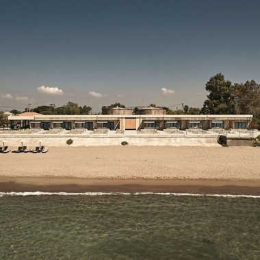 位于希腊库鲁塔的DEXAMENES海滨酒店  K工作室-#室内设计#工业风#空间设计#2542.jpg