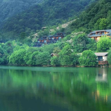 一个种在山里、漂在水上的酒店！ 陈夏未-#现代#空间设计#东南亚#6014.jpg