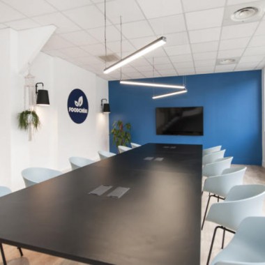 华可可设计｜食品公司之克莱因蓝色-#工业风#现代#办公室#办公空间#24008.jpg