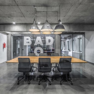 华可可设计丨创意机构办公室设计案例-#loft#办公室#办公空间#17430.jpg