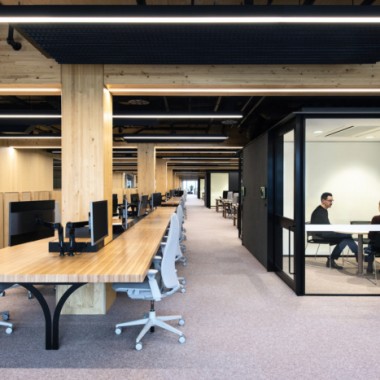 华可可设计丨融入到历史建筑物中的现代化办公室-#现代#办公空间#994.jpg