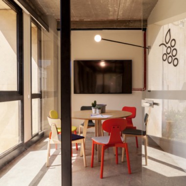 华可可丨被绿植覆盖的办公室设计装修案例-#室内设计#工业风#26585.jpg