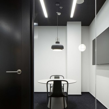 HubHub共享办公室，布拉格-#室内设计#工业风##508.jpg