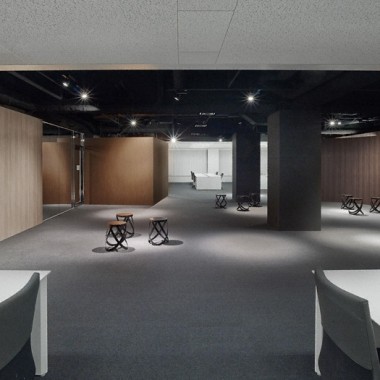 Spicebox 办公室  像翻书一样的设计-#现代#办公空间#23806.jpg