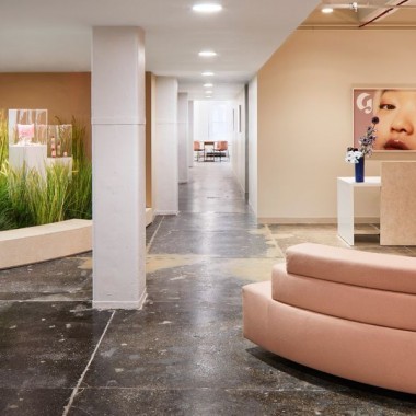 办公室也能软妹风，美容品牌 Glossier 纽约办公室  Rafael de Cárdenas-#室内设计#现代#办公#25938.jpg