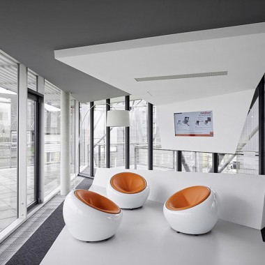 未来感设计——德国INNOCEAN欧洲总部办公室  Ippolito Fleitz Group-#室内设计#现代#25426.jpg