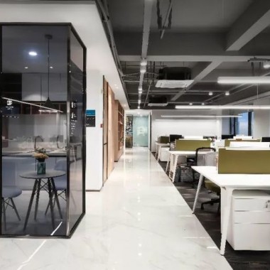 现代简约办公空间，以休闲轻松姿态应对工作  境库建筑 -#室内设计#现代#办公#26380.jpg