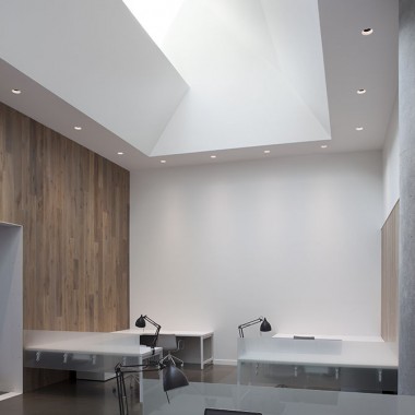 沐浴在自然光下的Presidio VC 办公室-#现代#办公空间#1145.jpg