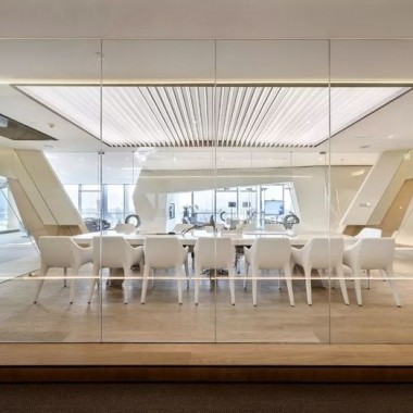 [办公空间] 有着建筑意味和未来感的办公室空间-#办公空间#4350.jpg