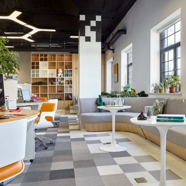 《爱情公寓》的办公室到底有多创意时尚？-#工业风##办公空间#2378.jpg