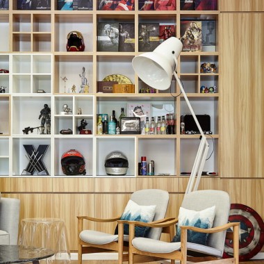 《爱情公寓》的办公室到底有多创意时尚？-#工业风##办公空间#2384.jpg