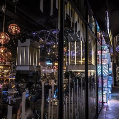 羽泉在上海开了家音乐餐厅 “据说还不错”-#音乐餐厅#黄铜#黑铁#5388.jpg
