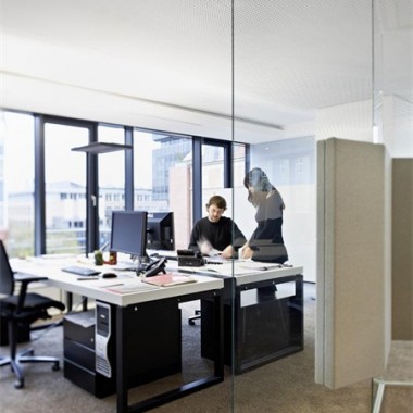 现代风格办公室装修设计效果图 工装空间670.jpg