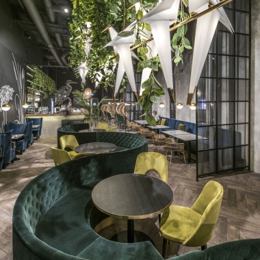 立陶宛 Manami 餐厅，灵感来自亚洲的茂密丛林 -#餐饮空间#现代#绿植#500.jpg