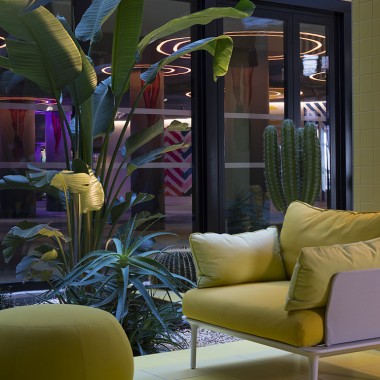 法国Nhow Marseille酒店多彩餐厅&休息室 -#酒店#现代#色彩#7443.jpg