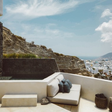 悬崖上的白色别墅，圣托里尼岛Vora酒店 -#希腊#地中海#石材#7977.jpg