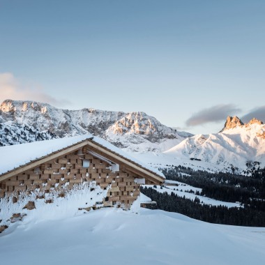 意大利高海拔雪山酒店 -#酒店#国外#8482.jpg
