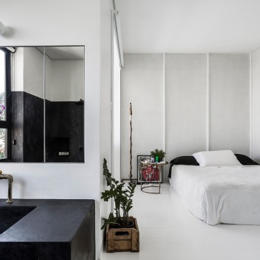 圣保罗60㎡公寓，利用错层创建最多的存储空间-#公寓#简洁#纯白#2669.jpg