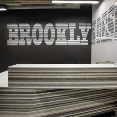 废弃工厂改造的Brooklyn Desks布鲁克林办公设计14349.jpg