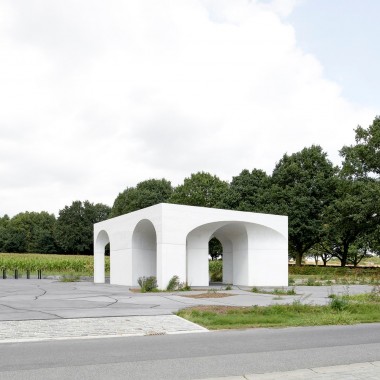 Gijs Van Vaerenbergh设计：拱形空间提供各个方向的环境面7739.jpg