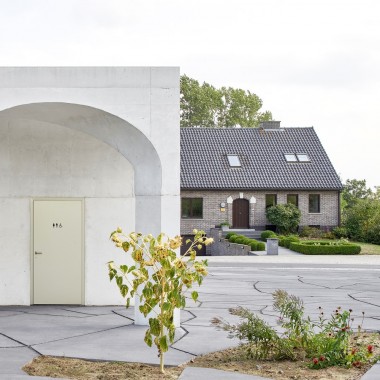 Gijs Van Vaerenbergh设计：拱形空间提供各个方向的环境面7741.jpg