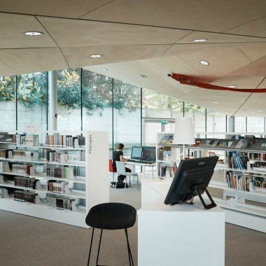 法国里尔LA MADELEINE图书馆4300.jpg