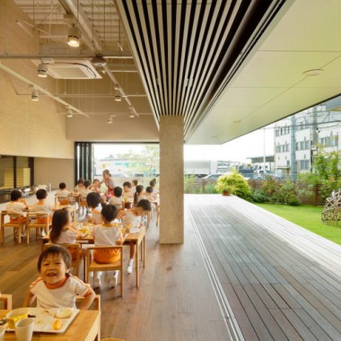 日本 NFB 幼儿园设计  HIBINOSEKKEI工作室+ 幼儿园设计品牌 Youji no Shiro5885.jpg