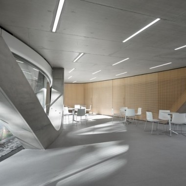 圣安东尼学院中东中心  Zaha Hadid Architects10416.jpg