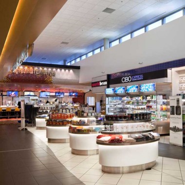 圣保罗国际机场各项零售餐饮项目，Msp airport experience5241.jpg