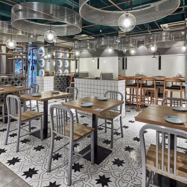 原木＋金属打造的复古餐厅 - 三也室内设计1005.jpg