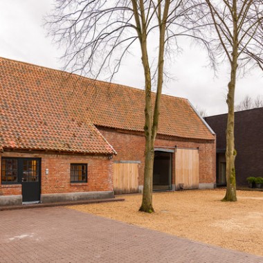 比利时农舍改造成的美丽诊所  Van Staeyen 17200.jpg