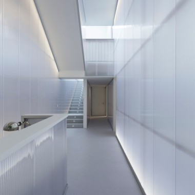 新作 - Alberich-Rodriguez Arquitectos：物理治疗诊所9950.jpg