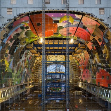 [购物中心] A Colorful 36,000 Sq Ft Mural Covers The Ceiling Of This New Market Hall21800.jpg