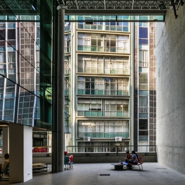 SESC综合体，悬浮花园激活城市空间  Paulo Mendes da Rocha + MMBB Arquitetos12.jpg