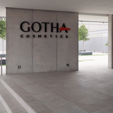 Gotha化妆品公司，意大利  iarchitects27905.jpg