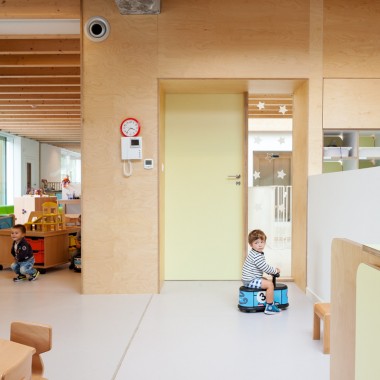  幼儿园“Pluchke”Ukkel 比利时3914.jpg
