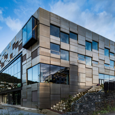 卑尔根美术、音乐和设计学院，挪威  Snøhetta2580.png