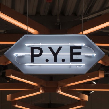 旧烘焙厂改造成的P.Y.E眼镜店  Facultative Works14067.jpg