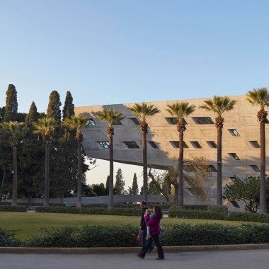 贝鲁特美国大学·伊萨姆·菲尔斯学院：扎哈·哈迪德建筑事务所4103.jpg