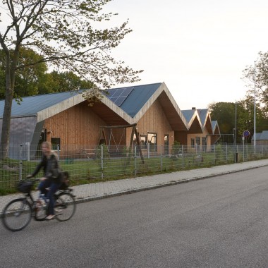 丹麦日托中心，以儿童尺度设计‘小房子’  Kullegaard3363.jpg