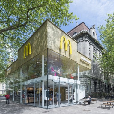  在库尔辛格大街的麦当劳展馆mei architects and planners 荷兰 鹿特丹11997.jpg