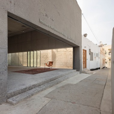 “琥珀”展览空间，聚焦发展中城市状况  Noura Al Sayeh - Leopold Banchini Architects 2991.jpg