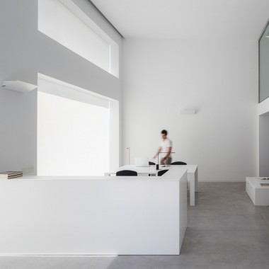 Cointec Office：极简摩登的纯白色工作空间，不只是艺廊的专利9135.jpg