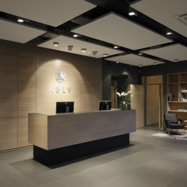 H2E设计的里加ABLV银行服务办公空间艺术7435.jpg
