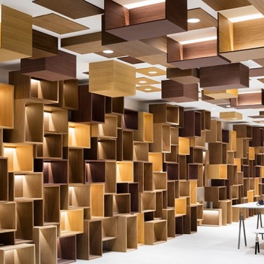 木头盒子堆叠的空间——日本 casual 鞋店  nendo设计8374.jpg