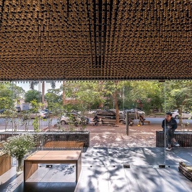木珠串联的攀缘植物园，越南Mành Mành沙龙  H-P Architects1548.jpg