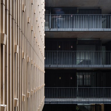 Talhouk + Arquitectos Asociados：智利工业风公寓楼 Echenique 46 Building15534.jpg