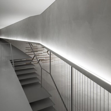 Pitaro办公家具展厅，以色列  Baranowitz & Goldberg Architects + Pitsou Kedem Architects4246.jpg
